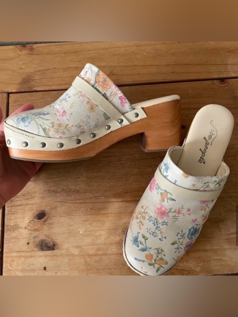 Free People Boho Calabasas Floral Leather Clogs With Rivet Trimming Size 41 New